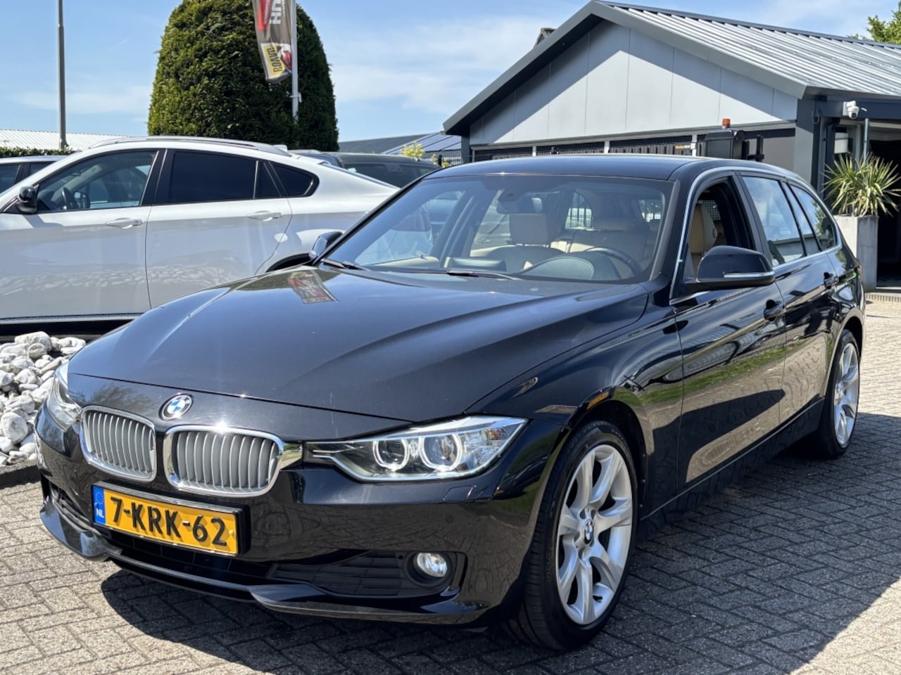 BMW 3-serie Touring - 316I High Executive 2013 Xenon Automaat - AutoWereld.nl