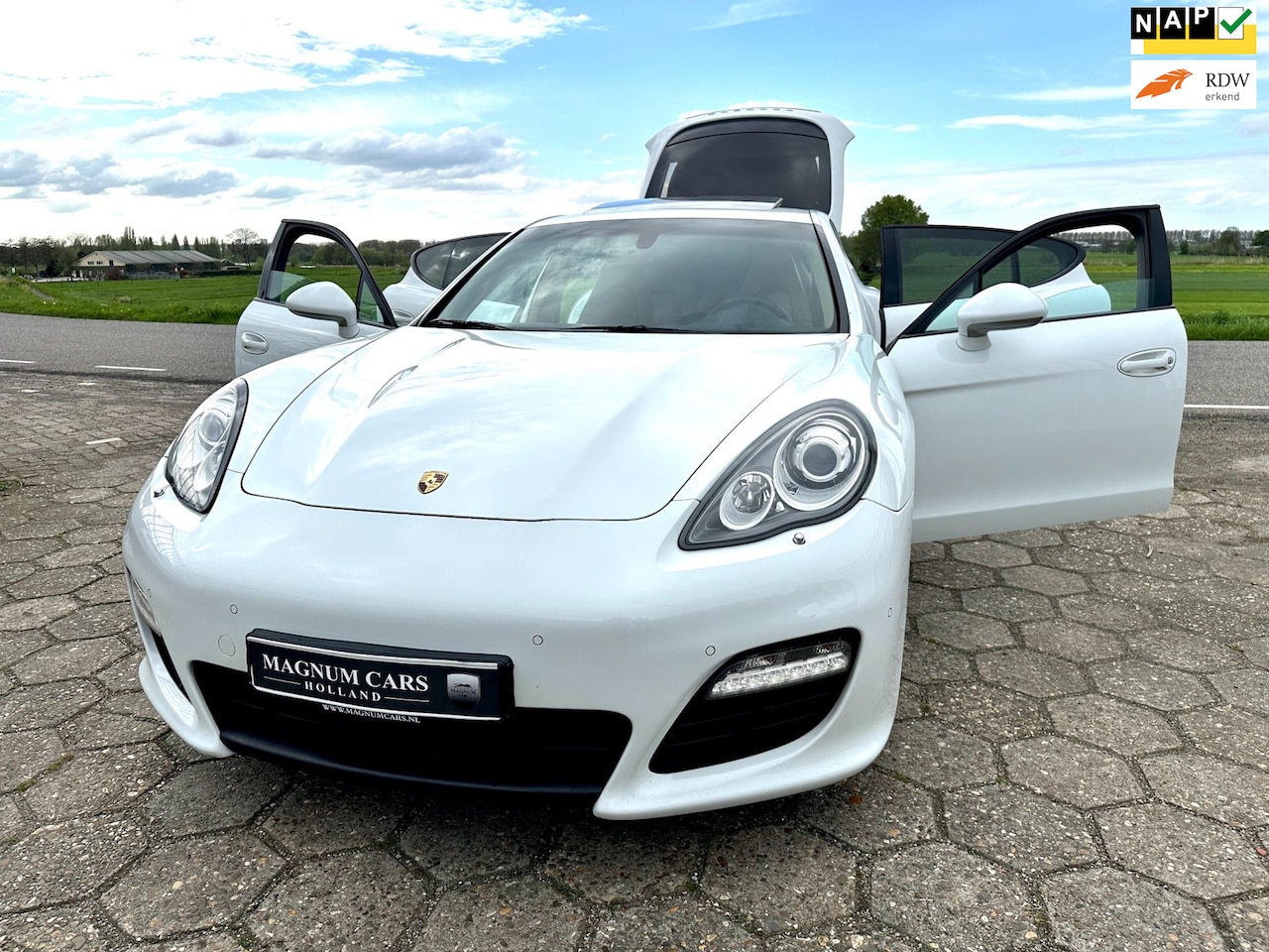 Porsche Panamera - 3.0 Platinum Automaat Opendak/Panorama Xenon Beige Leder FaceLift Navi Scherm Velgen Distr - AutoWereld.nl