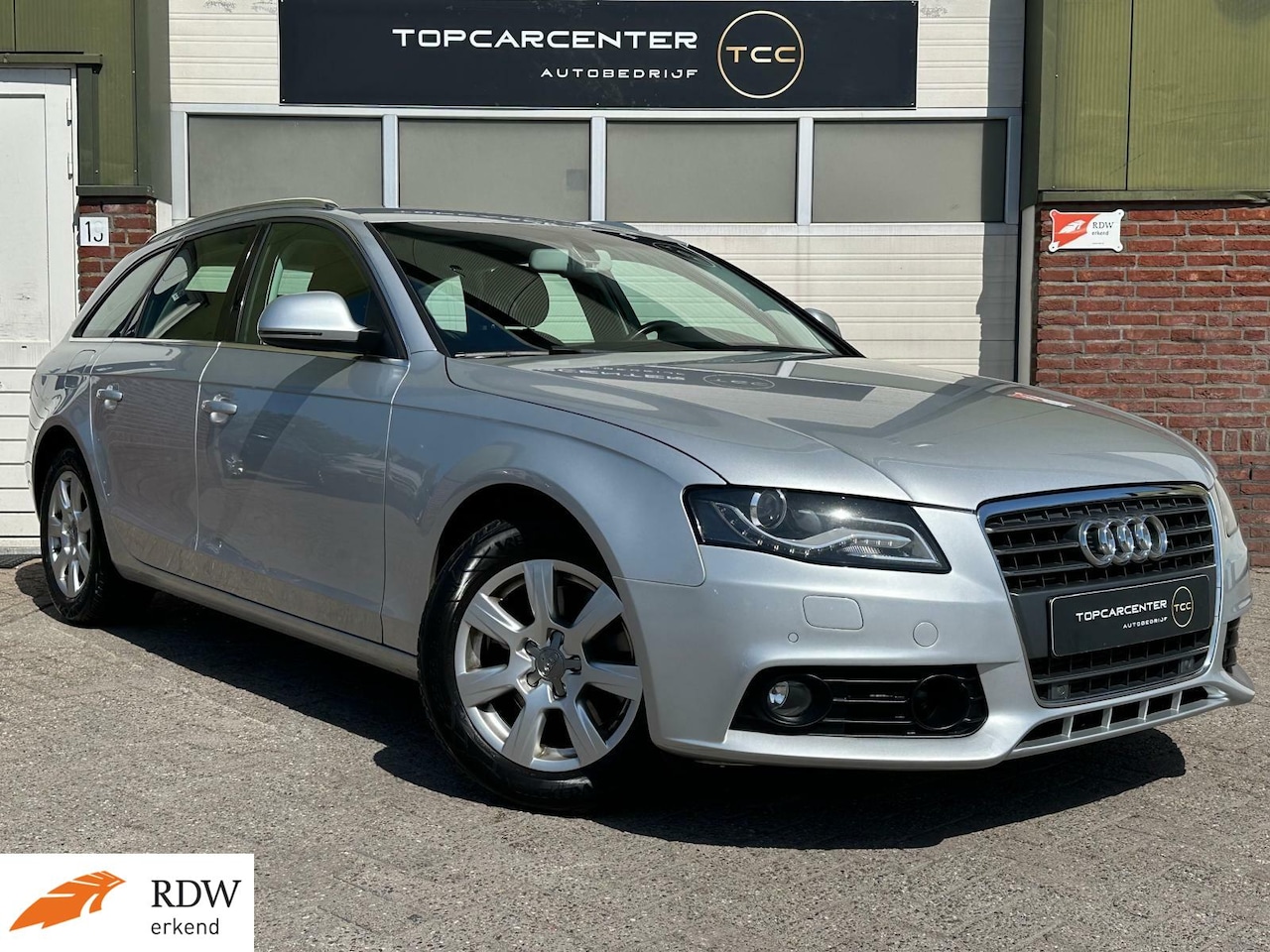 Audi A4 Avant - 2.0 TFSI/STOELV/LEER/NAVI/TREKH/CRUISE/APK - AutoWereld.nl