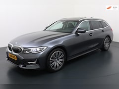BMW 3-serie Touring - 320i High Executive panoramadak, camera, navigatie, carplay