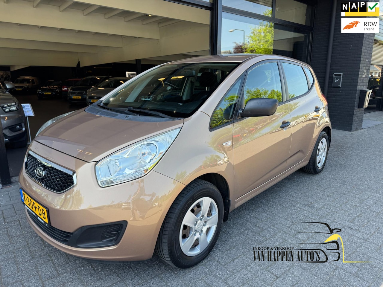 Kia Venga - 1.4 CVVT Fuse 1.4 CVVT Fuse - AutoWereld.nl