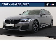BMW 5-serie Touring - 530e High Executive M Sport Automaat / Panoramadak / Laserlicht / Parking Assistant Plus /
