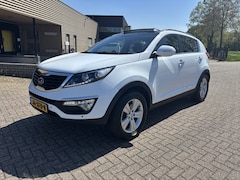 Kia Sportage - 2.0 X-ecutive Plus Pack [ panodak, fm navi, camera, ecc, lmv, trekhaak ]