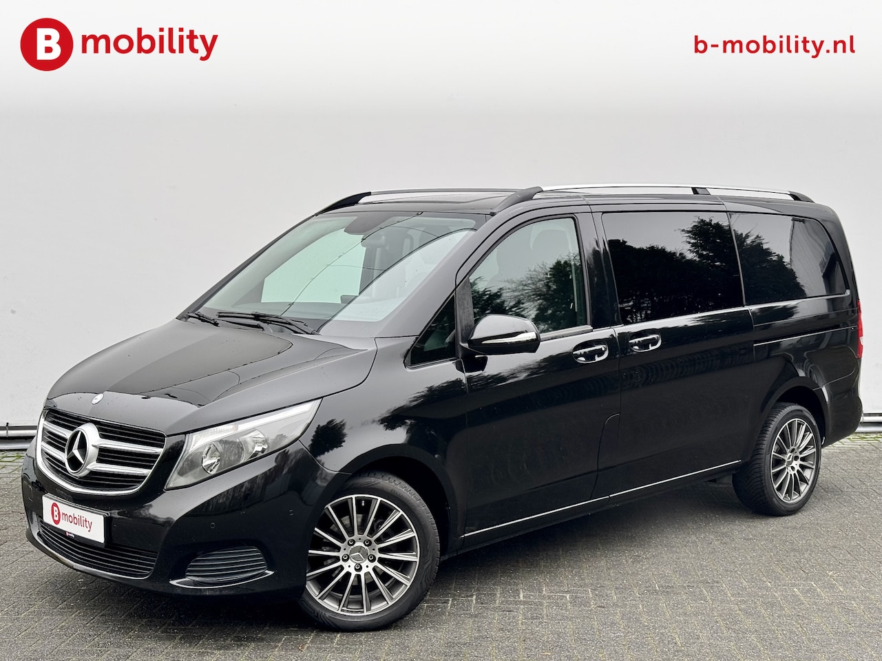 Mercedes-Benz V-klasse - 220 CDI Lang Dubbel Cabine Automaat | Trekhaak 2.000kg | Achteruitrijcamera | Stoelverwarm - AutoWereld.nl