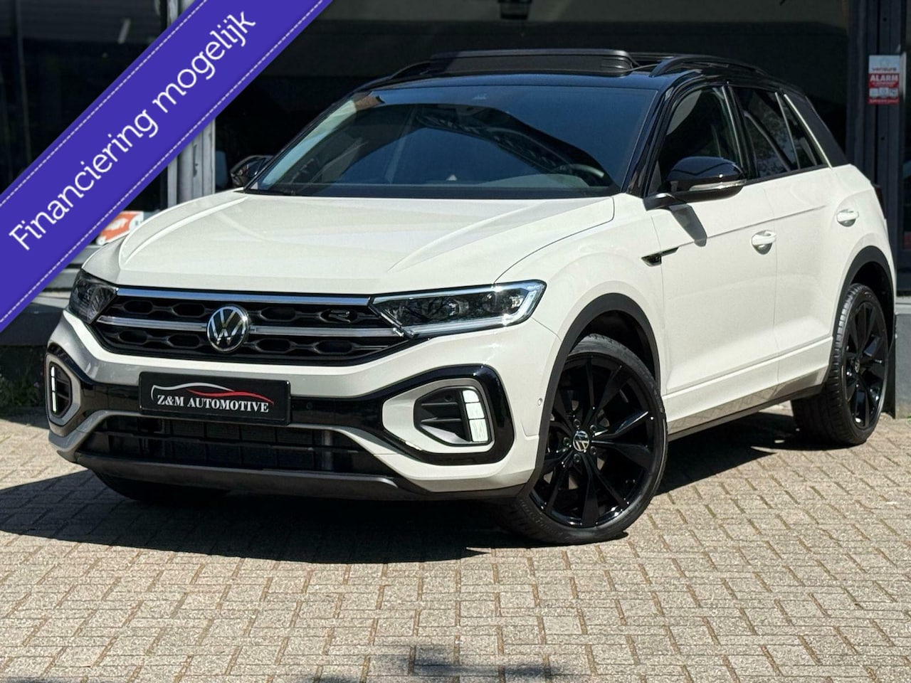 Volkswagen T-Roc - 1.5 TSI R-Line Edition Aut*Pano*Matrix*Navi - AutoWereld.nl
