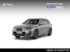 BMW iX1 - eDrive20 M Sportpakket | Premium Pack | Panoramadak | Trekhaak | Comfort Access | Adaptiev