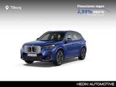 BMW iX1 - eDrive20 M Sportpakkket | Premium Pack | Panoramadak | Comfort Access | Adaptieve LED | Tr