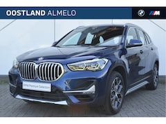 BMW X1 - sDrive20i High Executive xLine Automaat / Panoramadak / Achteruitrijcamera / Sportstoelen