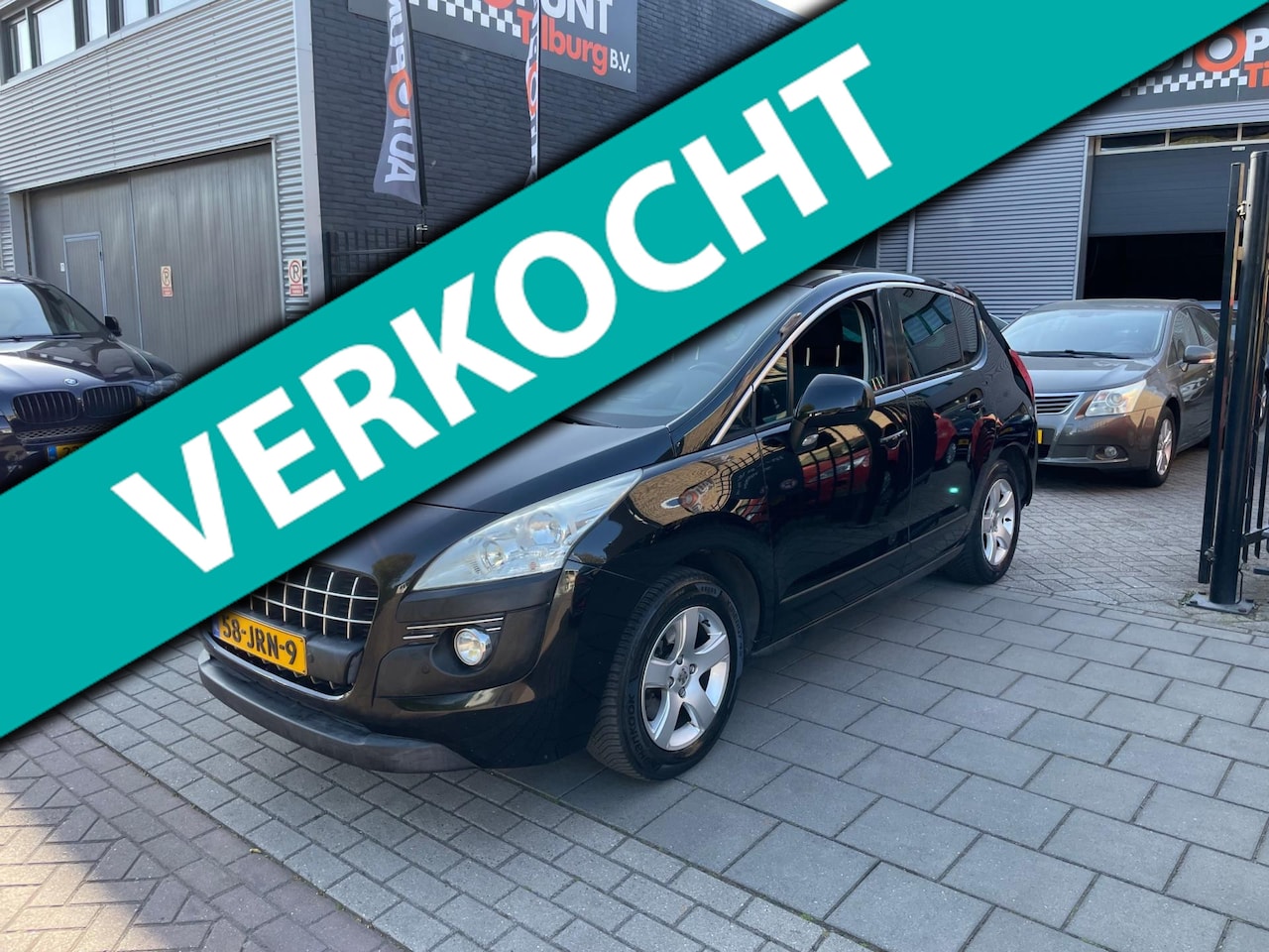 Peugeot 3008 - 1.6 THP Première 3e Eigenaar! Trekhaak Pano PDC NAP APK - AutoWereld.nl