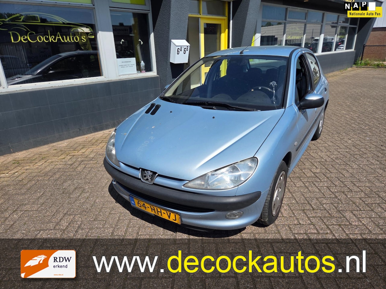 Peugeot 206 - 1.4 Gentry/5DEURS - AutoWereld.nl