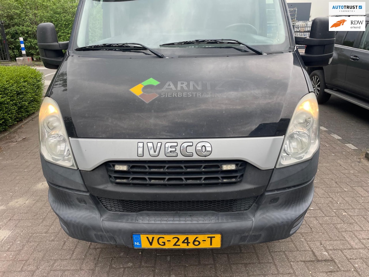 Iveco Daily - 35C17V L2H2 ZWART 150DKM AC ‘14 - AutoWereld.nl