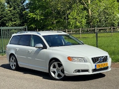 Volvo V70 - 2.0T R-Edition /Xenon/Navi/Camera/Automaat/