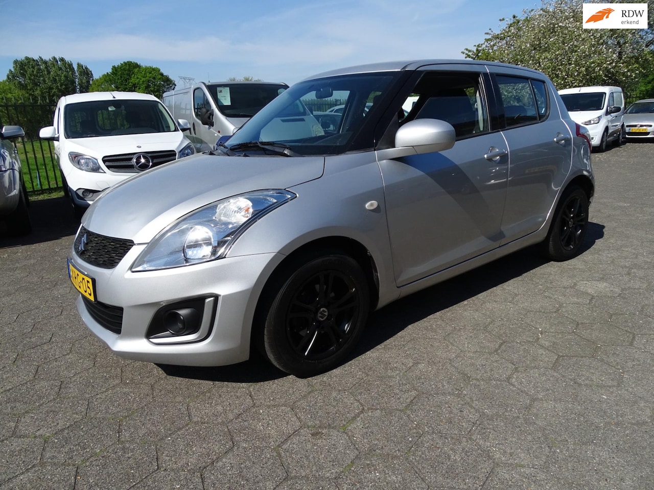 Suzuki Swift - 1.2 Bandit EASSS 5 DEURS - AutoWereld.nl