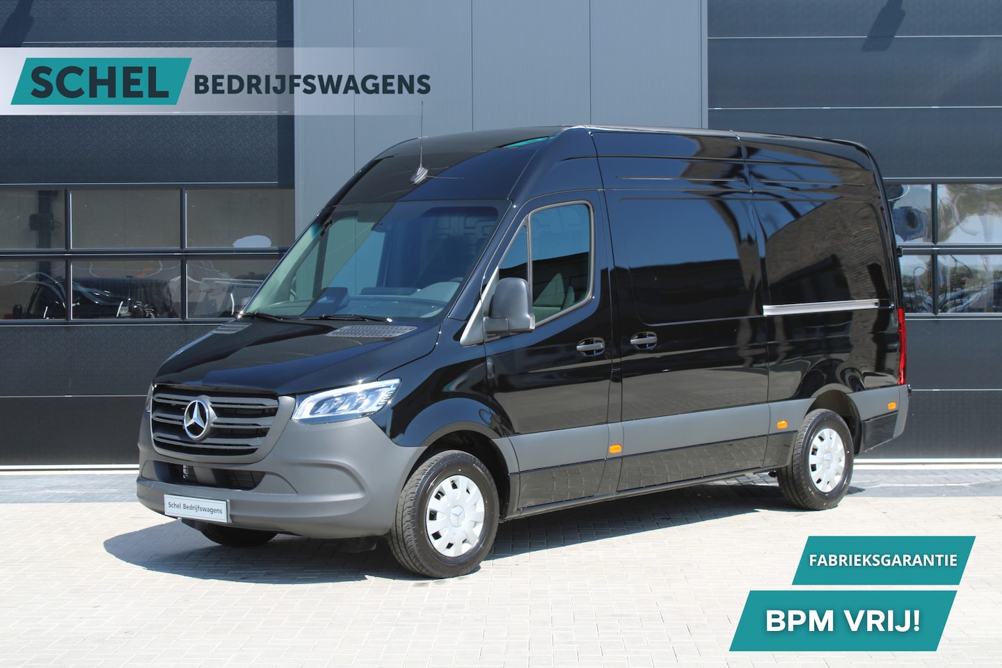 Mercedes-Benz Sprinter - 317CDI L2H2 Pro - 2x Schuifdeur - LED - Mbux 10 - 3.5t Trekhaak - Betimmering - Camera - C - AutoWereld.nl
