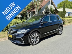 Volkswagen Tiguan - 1.5 TSI 150PK DSG 3x R-Line•Pano•HeadUp