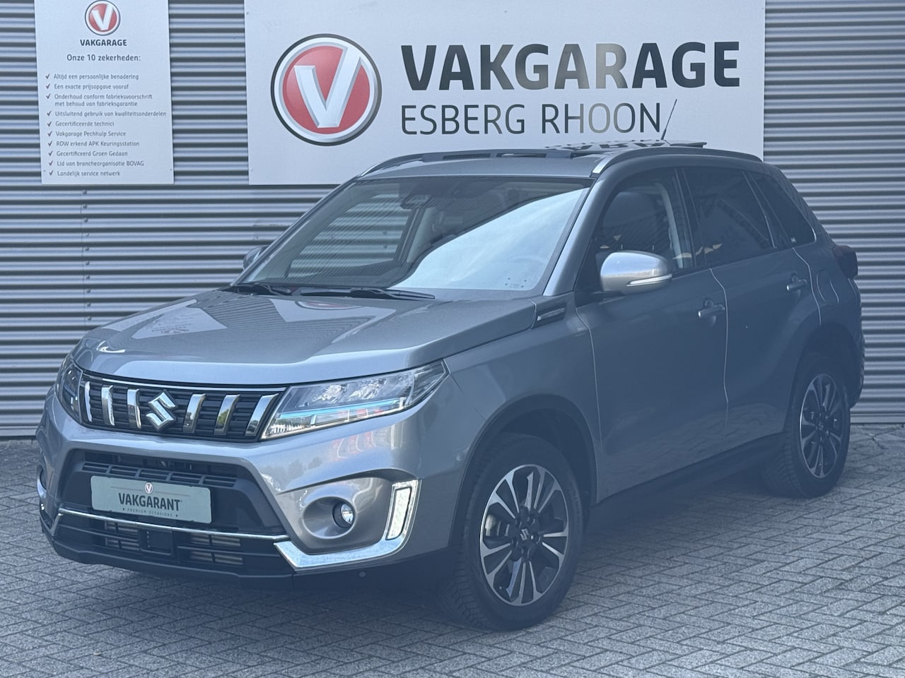 Suzuki Vitara - 1.4 Boosterjet Style Smart Hybrid AllGrip 1.4 Boosterjet Style Smart Hybrid AllGrip PANO,NAV/CAM, KEYLESS - AutoWereld.nl