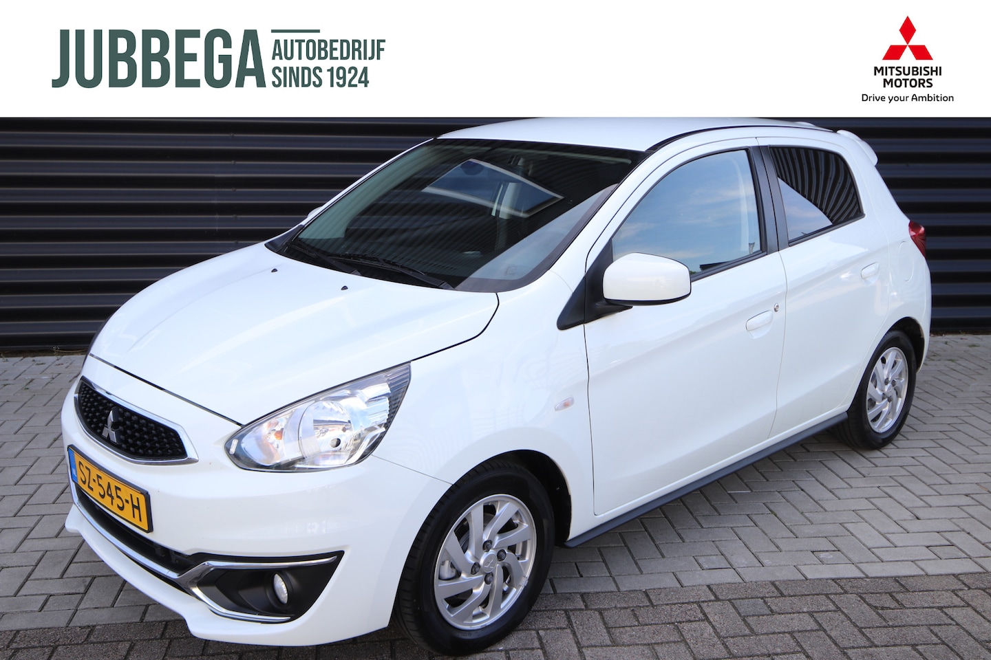 Mitsubishi Space Star - 1.2 Connect Pro Automaat, Navi, Cruise, 81pk - AutoWereld.nl