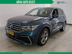Volkswagen Tiguan - 1.5 TSI 150pk Automaat R-Line Business+ | R-Line in- & exterieur | Navi | CarPlay | PDC |
