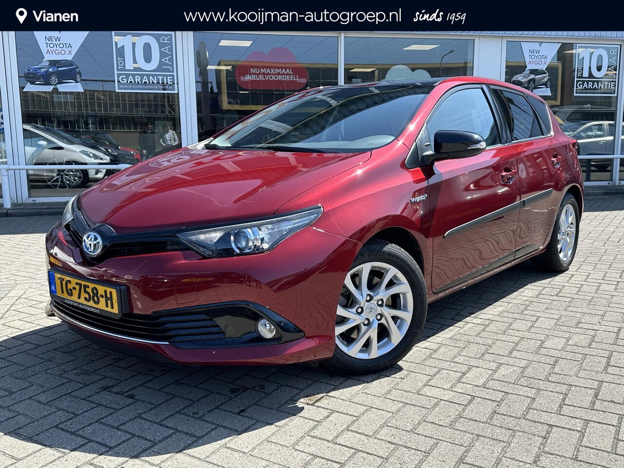 Toyota Auris - 1.8 Hybrid Energy Plus NEDERLANDSE AUTO, TREKHAAK, SLECHTS 73.200KM - AutoWereld.nl