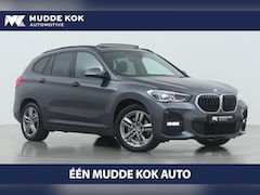 BMW X1 - xDrive25e High Executive | M-Sport | Automaat | Panoramadak | Head-Up | Stoel+Stuurverwarm