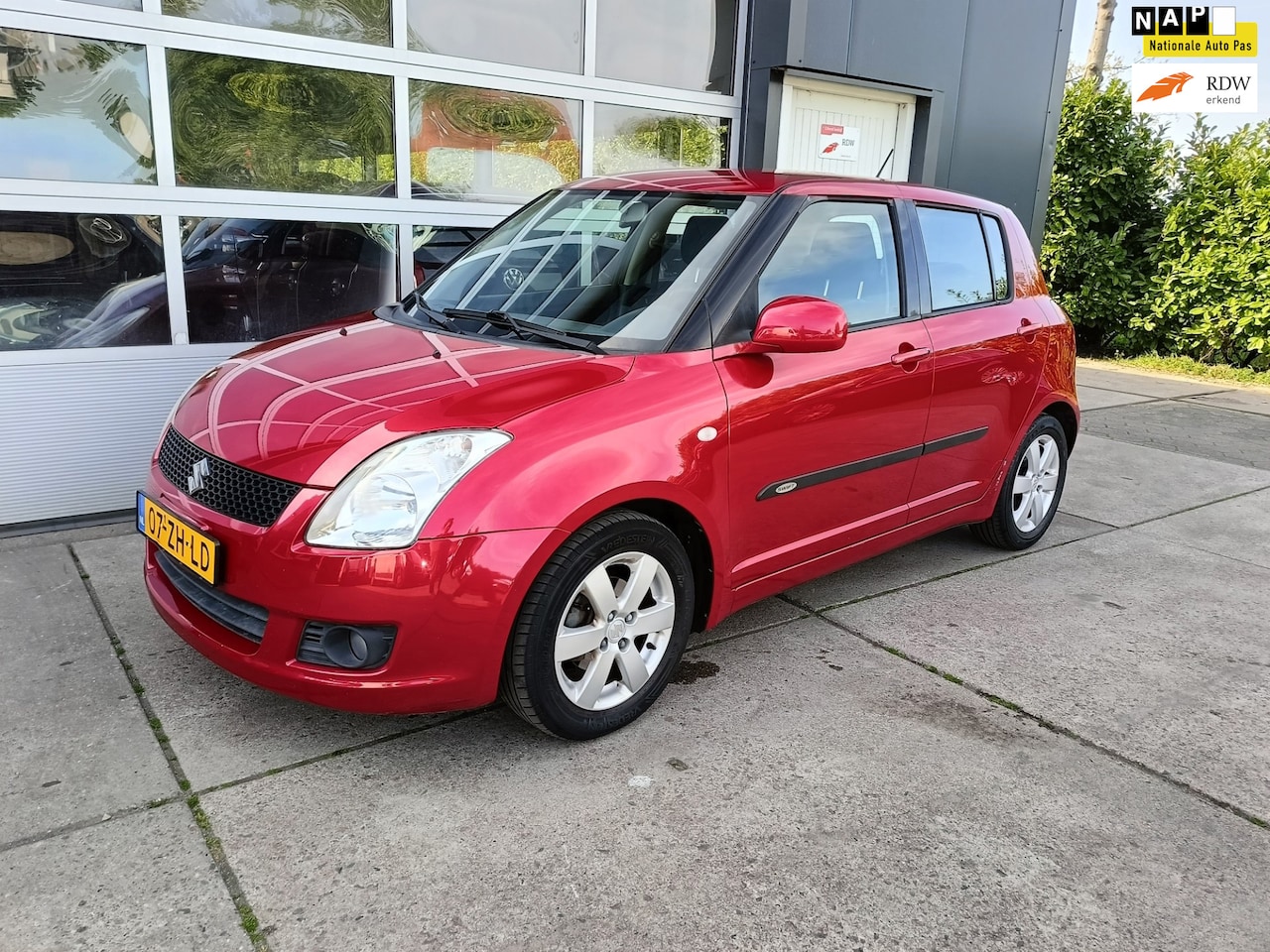 Suzuki Swift - 1.3 Shogun airco - AutoWereld.nl