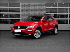 Volkswagen T-Roc - 1.5 TSI 150 pk Style | Airco | Navigatie | Sensoren | Adaptieve Cruise |