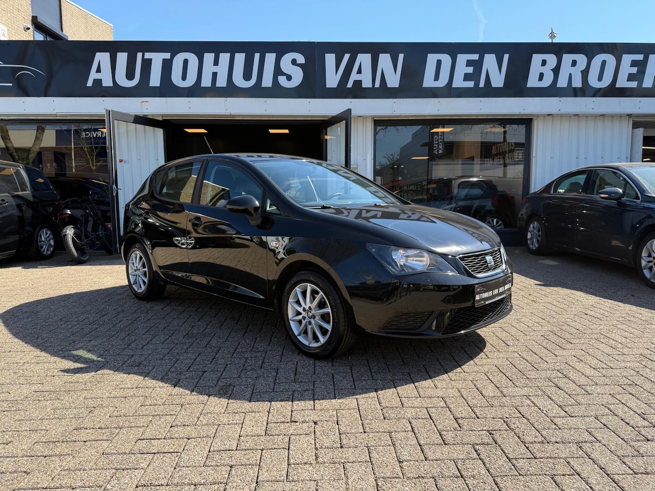 Seat Ibiza - 1.4 Sport 5Deurs 86Pk 1e Eigenaar Dealer OH Airco Stoelverw Lmv Elek Pakket Nw Apk - AutoWereld.nl