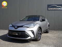 Toyota C-HR - 2.0 Hybrid Team D Dealeronderh. / Two-Tone / LED verlichting / Keyless Entry / Camera / St