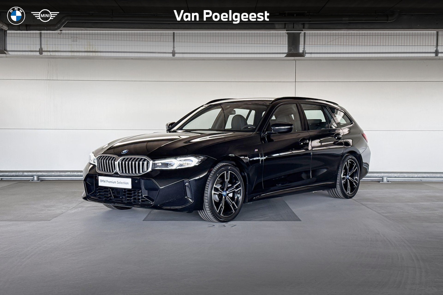 BMW 3-serie Touring - 330e 330e - AutoWereld.nl