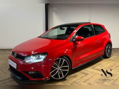 Volkswagen Polo - 1.8 TSI GTI PANO PDC'