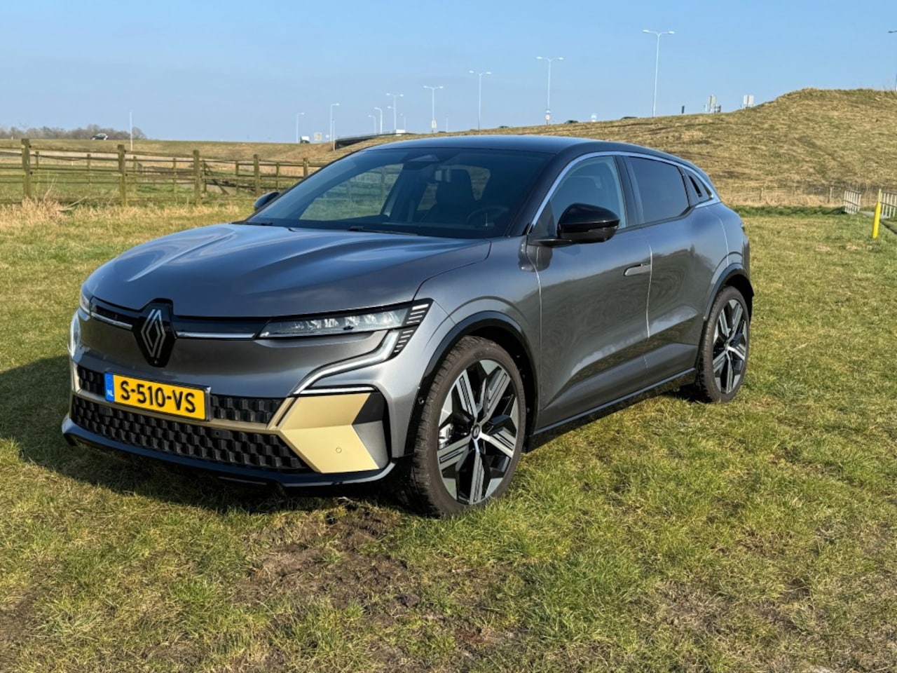 Renault Mégane E-Tech - EV60-Iconic-Optimum Charge-Duurste uitvoering - AutoWereld.nl