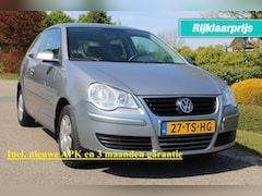 Volkswagen Polo - 1.4-16V 80pk Optive airco/lm velgen/3drs