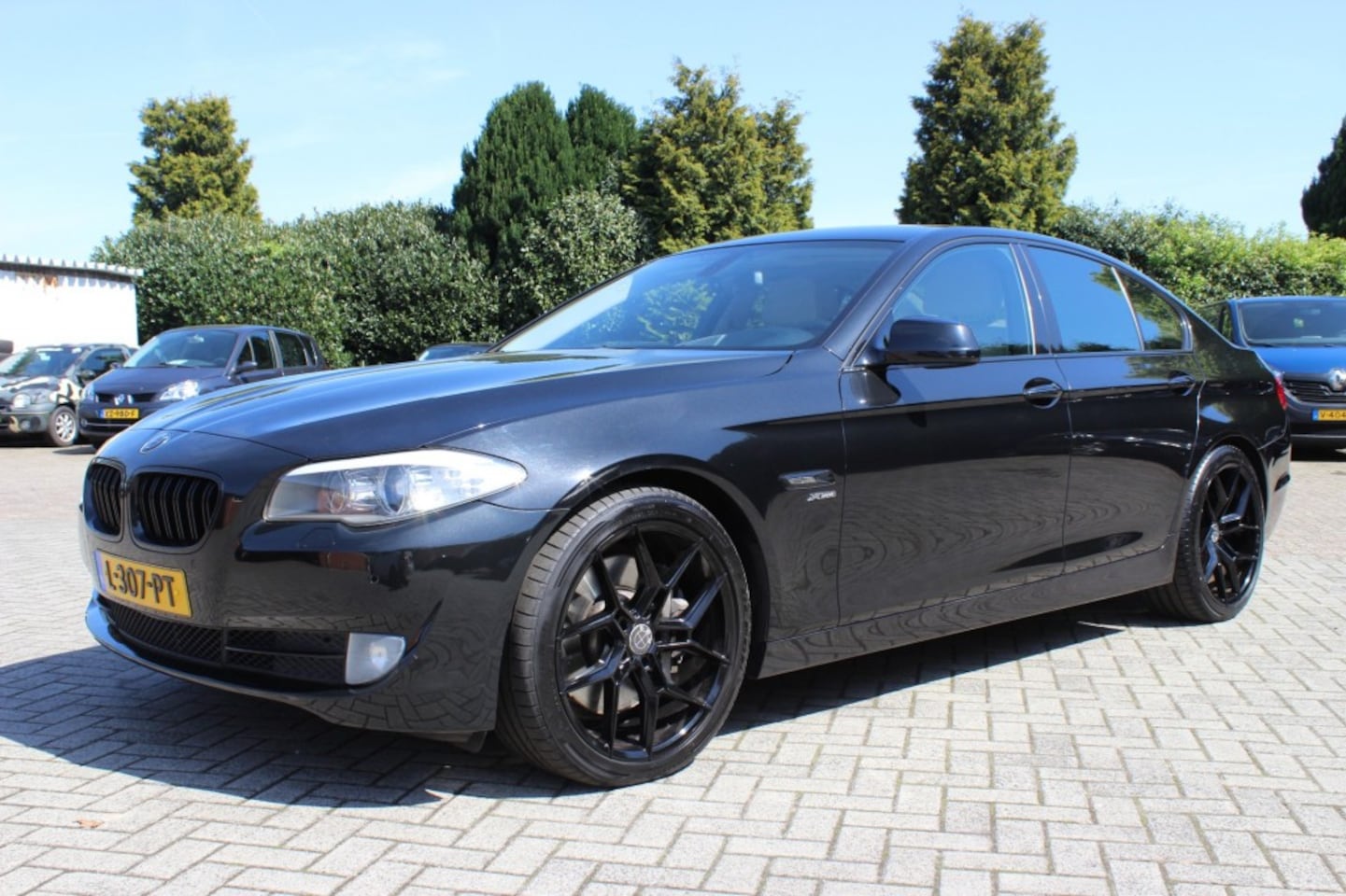 BMW 5-serie - 550xi High Executive 550XI HIGH EXECUTIVE - AutoWereld.nl