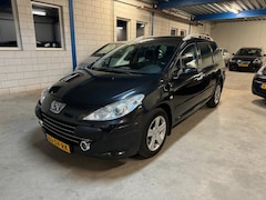 Peugeot 307 - SW 2.0 7P. halfleder xenon pano trekh. APK 3-26