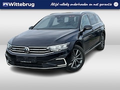 Volkswagen Passat Variant - 1.4 TSI PHEV GTE Business / LEDER / PANODAK / Elektr. Trekhaak / NAVI / APP.Connect / CAME