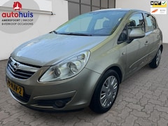 Opel Corsa - 1.2-16V Essentia AUTOMAAT