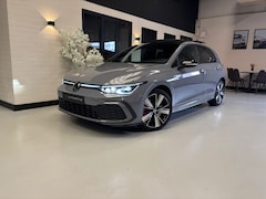 Volkswagen Golf - 1.4 eHybrid GTE | Pano | Cam | IQ - light | Dodehoekherkenning | CarPlay | Sfeerverlichtin