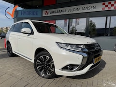 Mitsubishi Outlander - 2.0 PHEV INSTYLE