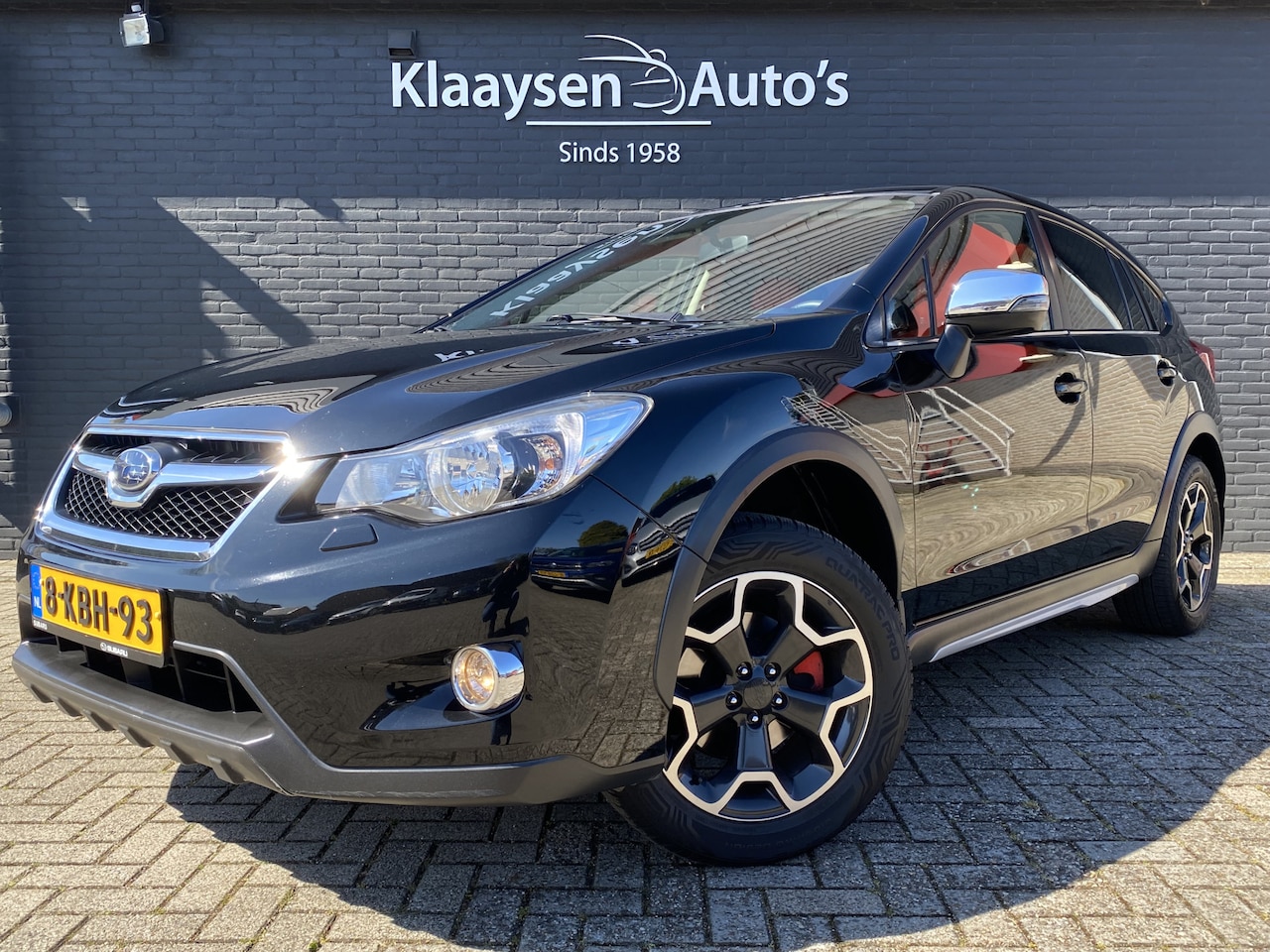 Subaru XV - 2.0i Luxury 150 pk AWD AUT. | dealer onderhouden | navigatie | trekhaak | camera | cruise - AutoWereld.nl