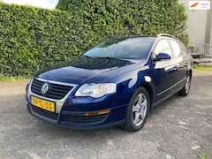 Volkswagen Passat Variant - 2.0 FSI Trendline