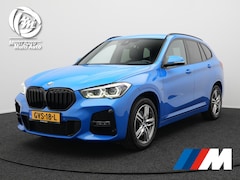 BMW X1 - sDrive20i M Sport 192pk Misano Blauw Metallic | Sportstoelen Verwarmd | Navi Pro | Sfeerve