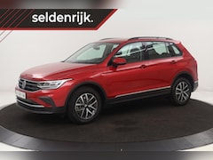 Volkswagen Tiguan - 1.4 TSI eHybrid Life | Stoel & stuurverwarming | Carplay | Adaptive cruise | Full LED | Na
