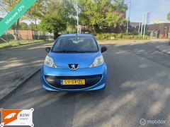 Peugeot 107 - 1.0-12V XS
