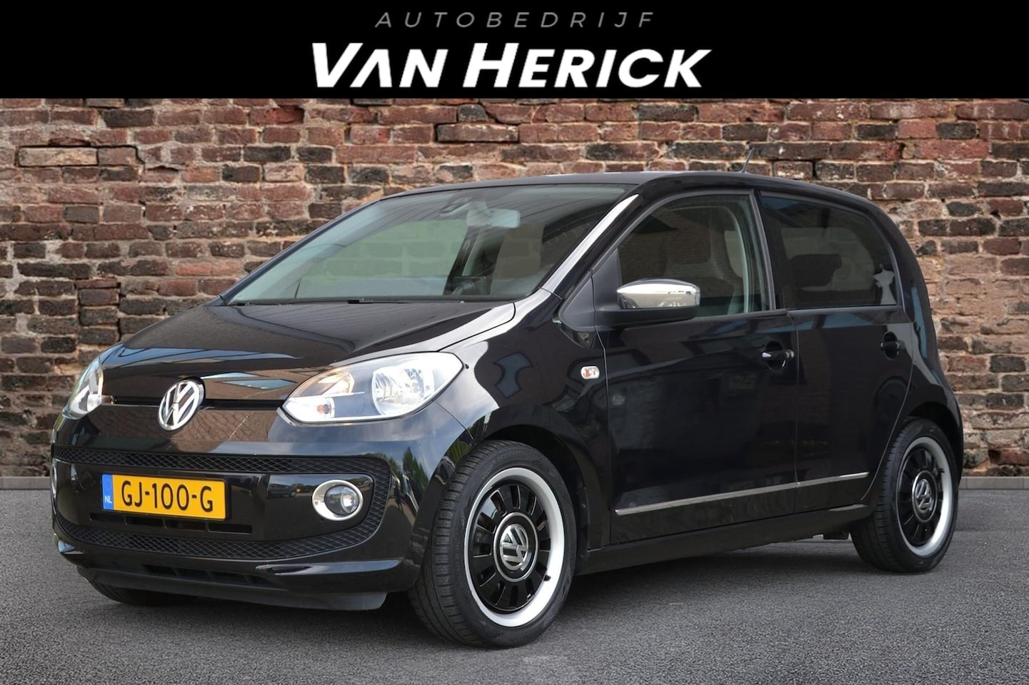 Volkswagen Up! - 1.0 high up! BlueMotion 5-Deurs | Airco | Navi | Cruise | Parkeersensoren - AutoWereld.nl