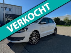 Volkswagen Polo - 1.4-16V Comfortline Automaat