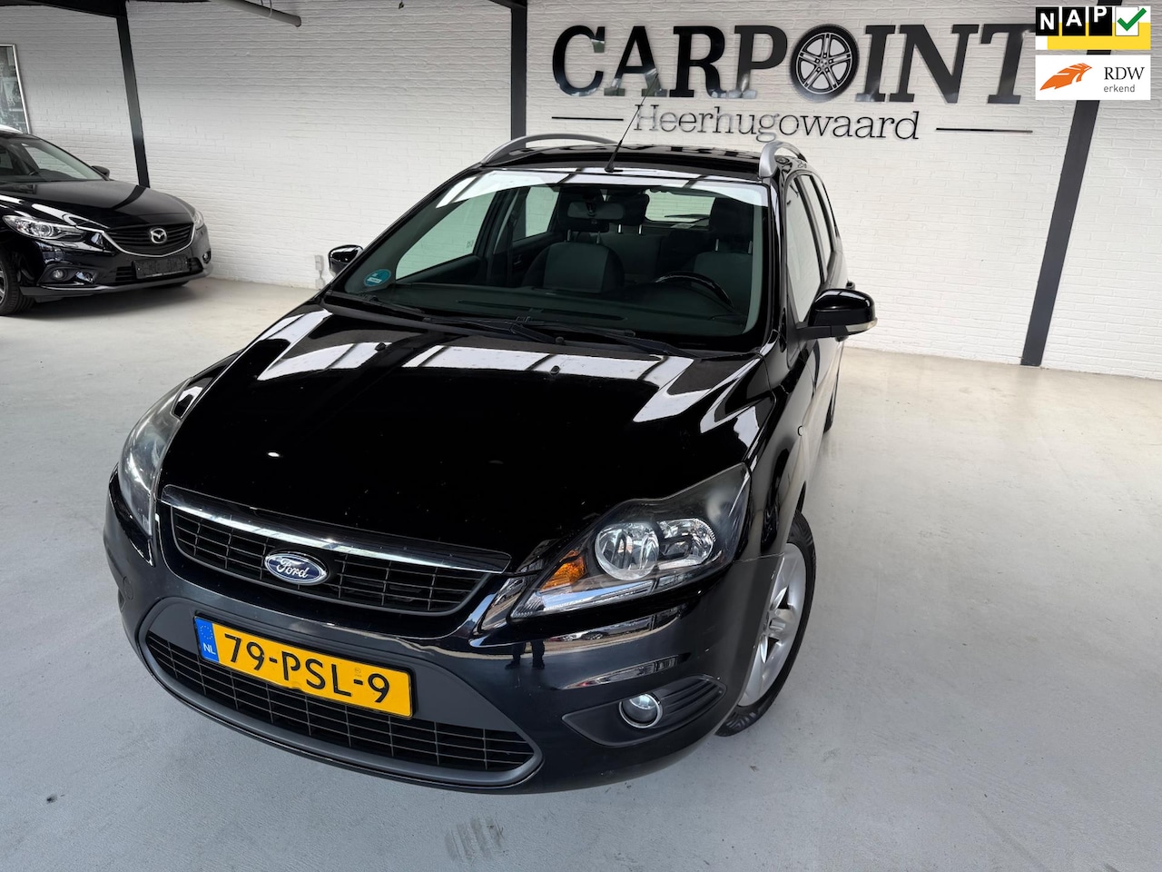Ford Focus Wagon - 1.6 Comfort 2011 Airco Cruise Trekhaak Lm velgen - AutoWereld.nl
