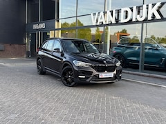 BMW X1 - xDrive25e Exe. Sport-Line Camera Led Navi. Sportstoelen 18" LM Velgen