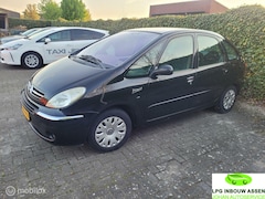 Citroën Xsara Picasso - 2.0i-16V hoge instap/ automaat