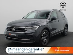 Volkswagen Tiguan - 1.5 TSI e-hybrid Life Business 245PK DSG Led koplampen, adaptive cruise met travel assist,