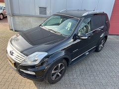 SsangYong Rexton - RX 220 e-XDI Sapphire HD 178pk Automaat / Euro 6 / 3, 5 ton trekgewicht / Verw. stuur en s